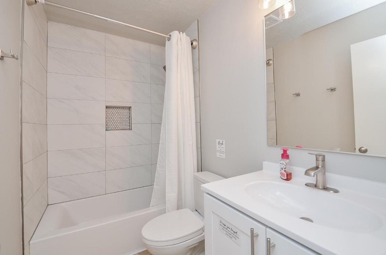 Metro Family Getaway 3 Bedroom 3 Bathroom Хьюстон Экстерьер фото